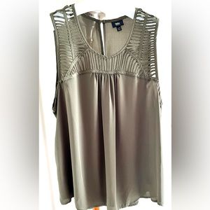 Khaki green Mossimo tunic top.Size XXL.